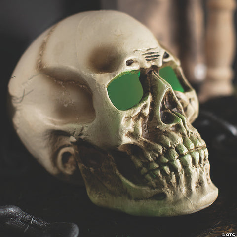 10 3/4" x 12 1/2" Giant Light-Up Skull Plastic Halloween Decoration | Horror-Shop.com