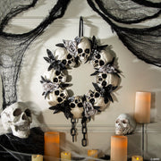 23-1-2-x-15-3-4-skulls-white-roses-wreath-halloween-decoration