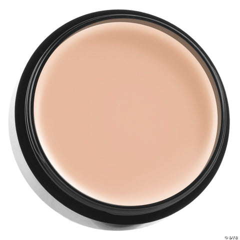 Celebre Cream Makeup